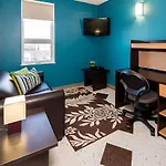 Uwinnipeg Downtown Hostel