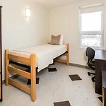 Uwinnipeg Downtown Hostel