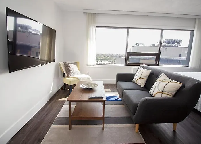 Stunning Studio Apartment With Amazing View