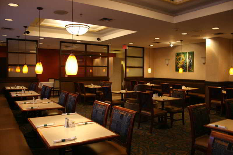 Holiday & Downtown By Ihg Hotel Winnipeg