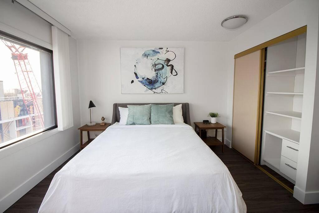 Stunning Studio With Amazing View Winnipeg