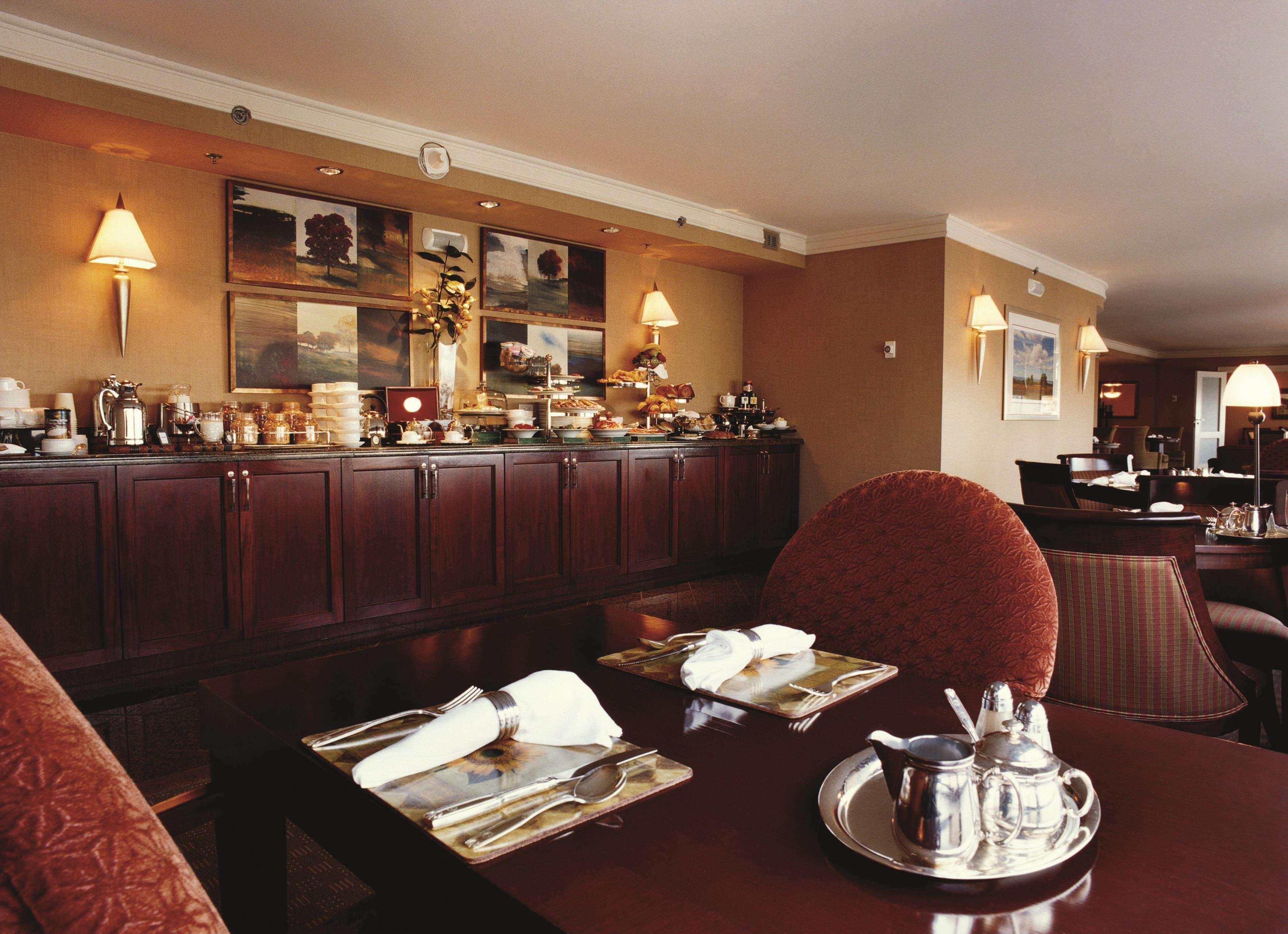 Fairmont Hotel 4*