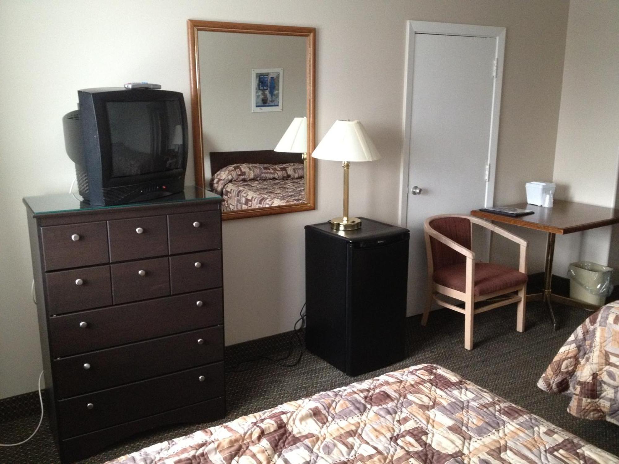 Airport Motor Motel