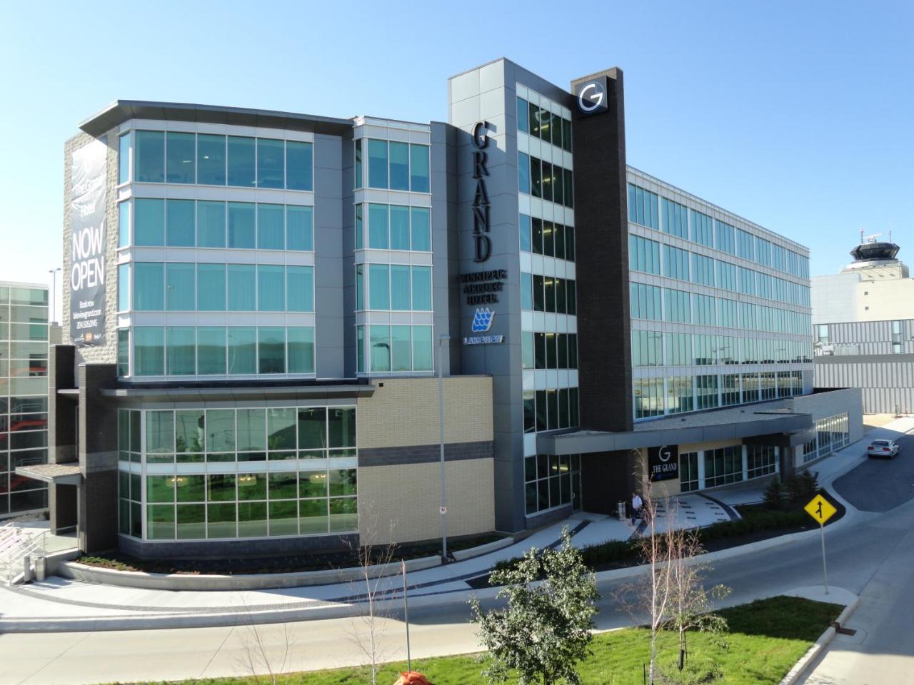 The Grand Airport By Lakeview